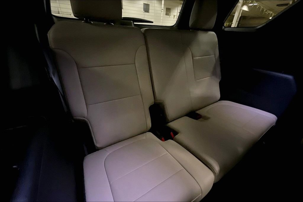 Used 2023 Chevrolet Traverse Premier w/ LPO, Floor Liner Package image 26
