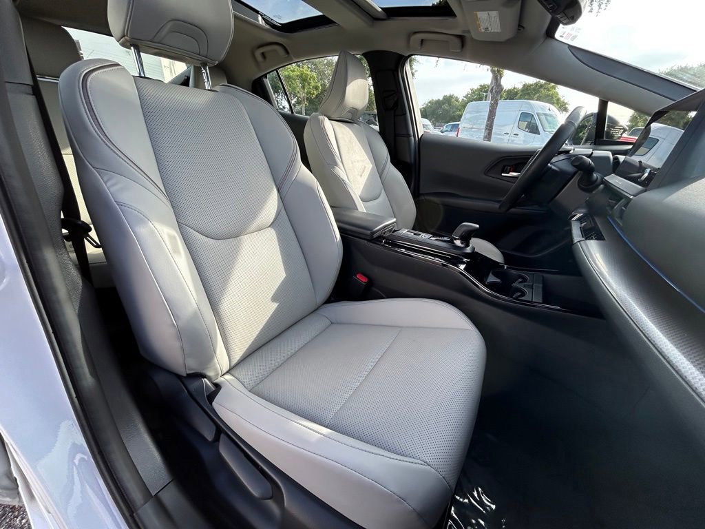 Used 2024 Toyota Prius Limited w/ Limited Premium Package FWD image 26
