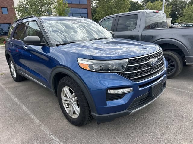 Certified 2022 Ford Explorer XLT w/ Equipment Group 202A RWD image 3