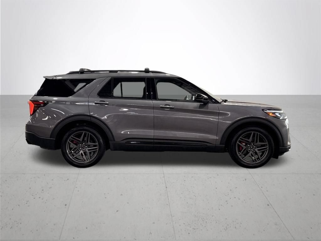 Certified 2025 Ford Explorer ST w/ Sun And Sound Package AWD/4WD image 10