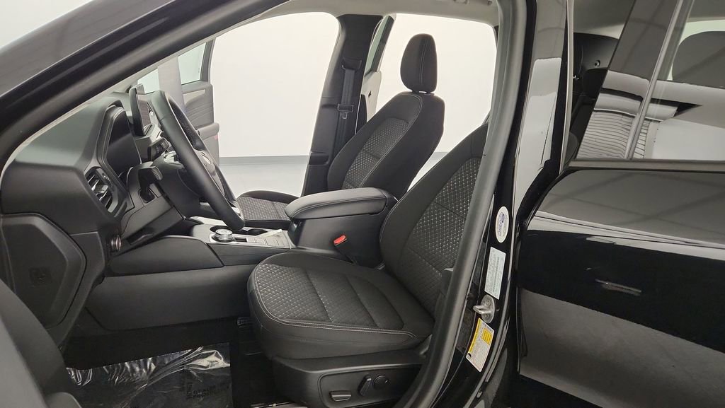 Certified 2023 Ford Escape Active AWD/4WD image 14