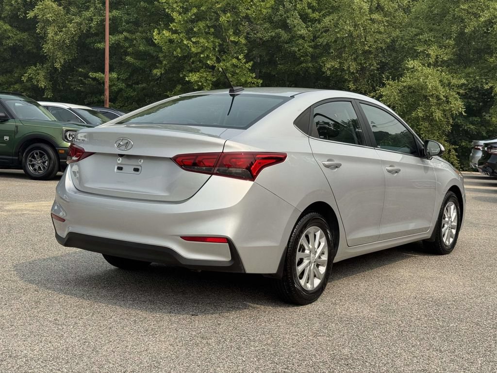 Used 2022 Hyundai Accent SEL FWD image 22