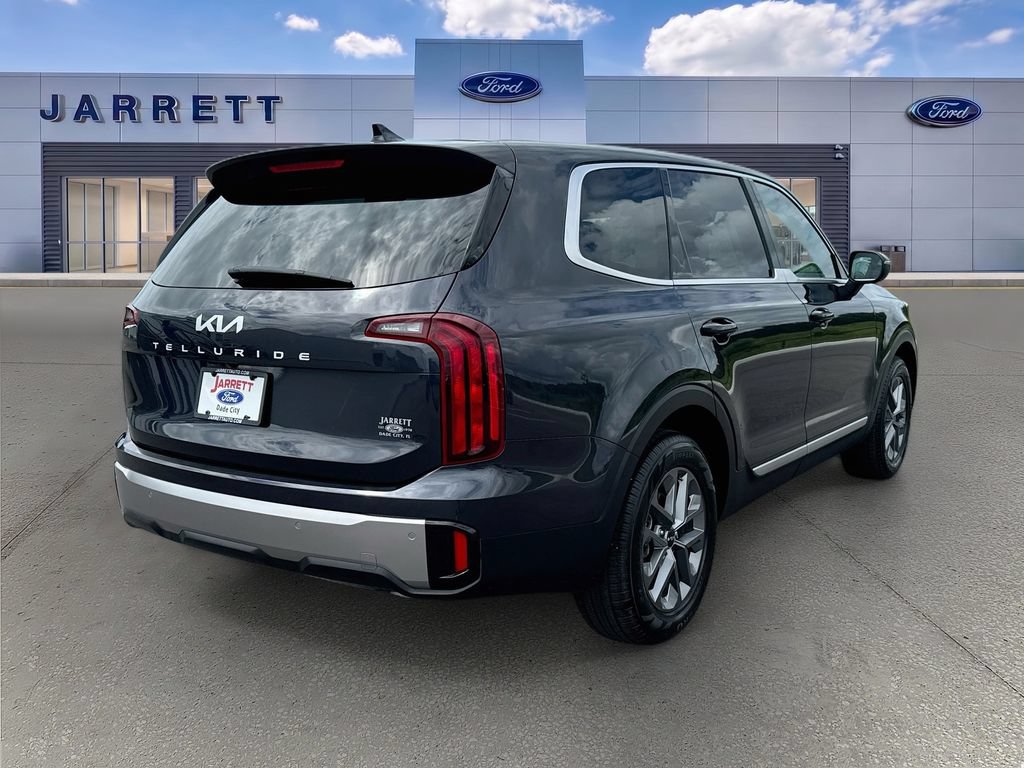 Used 2025 Kia Telluride LX FWD image 7