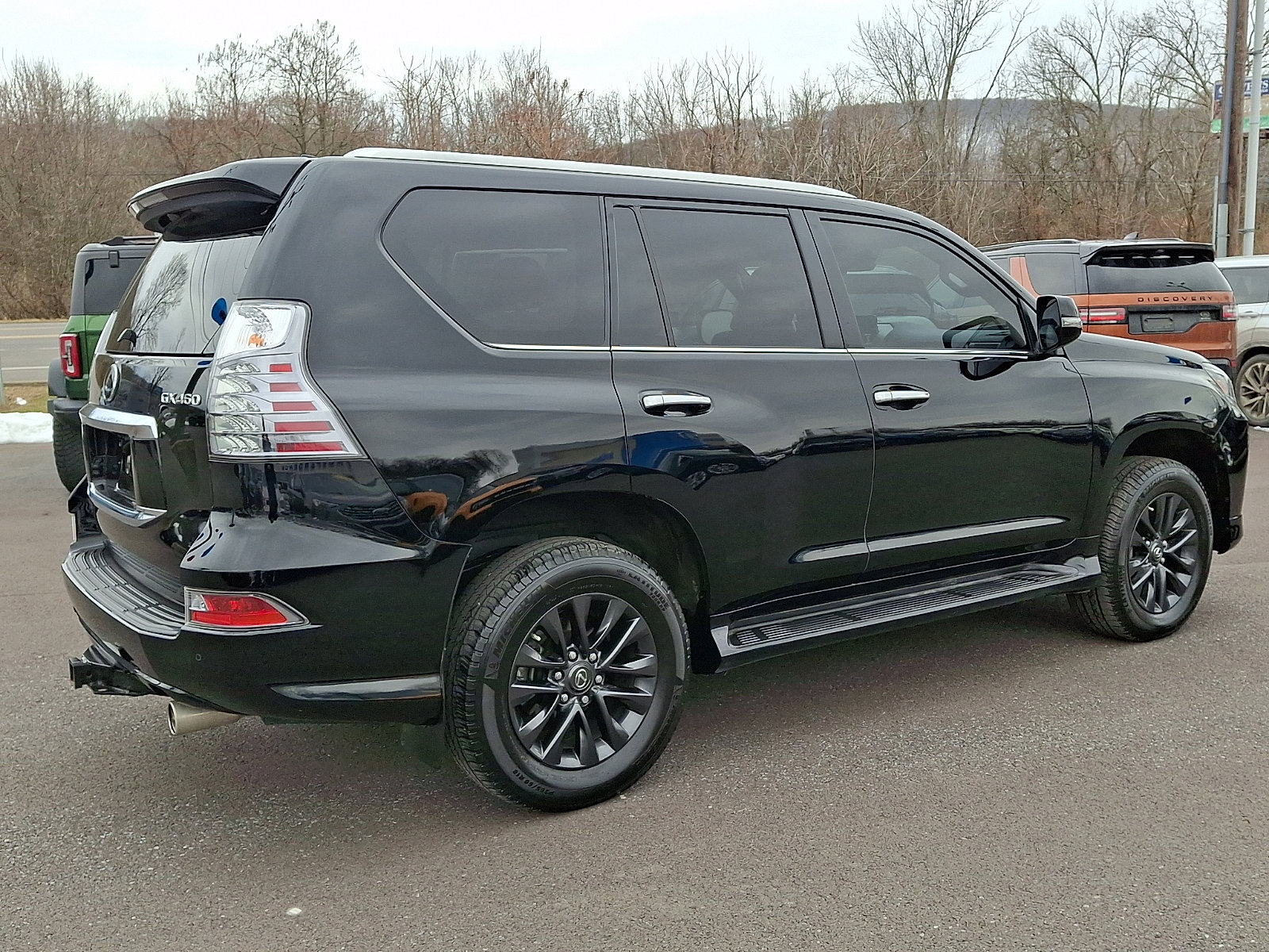 Used 2023 Lexus GX 460 Premium w/ Premium Package image 11
