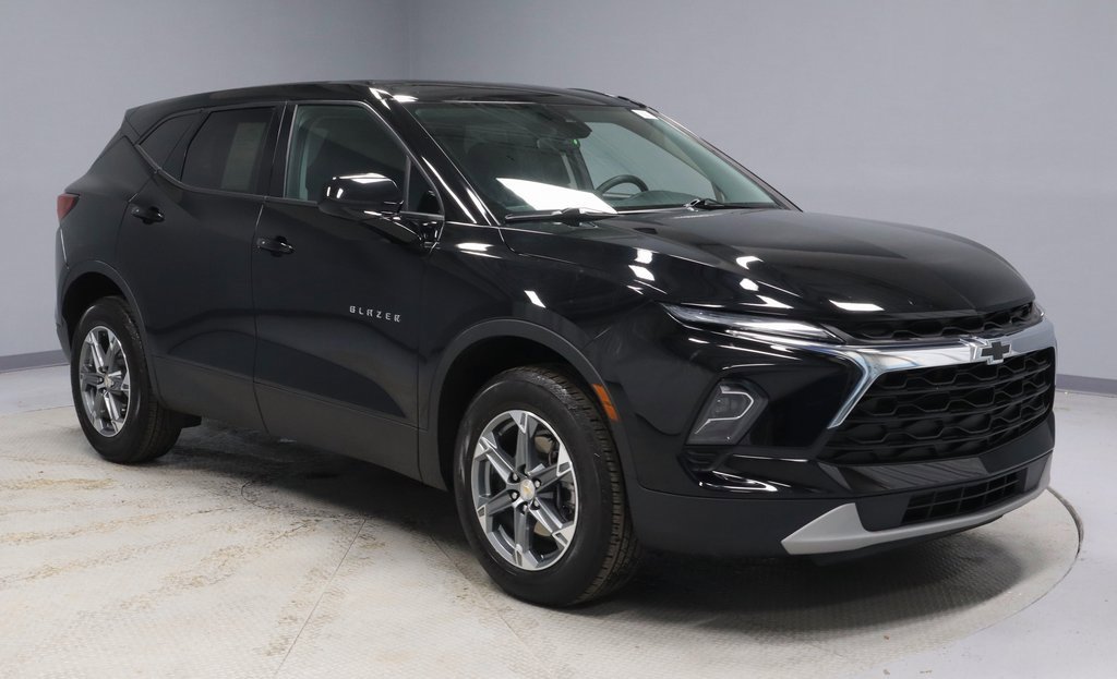 Used 2023 Chevrolet Blazer LT w/ Driver Confidence Package image 1