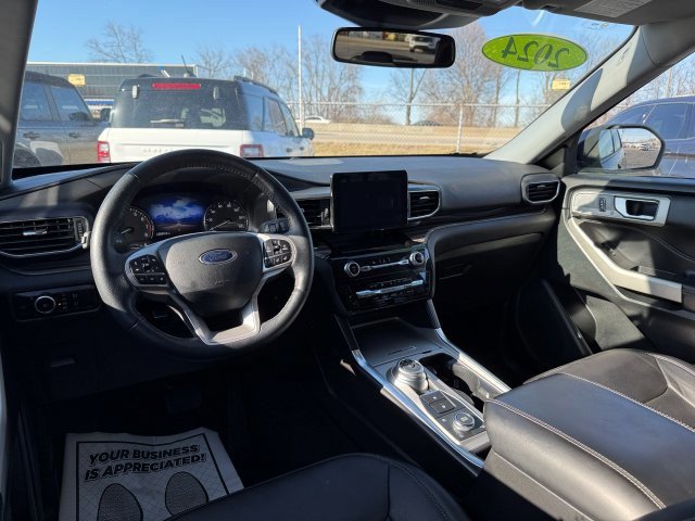 Certified 2024 Ford Explorer Limited image 19