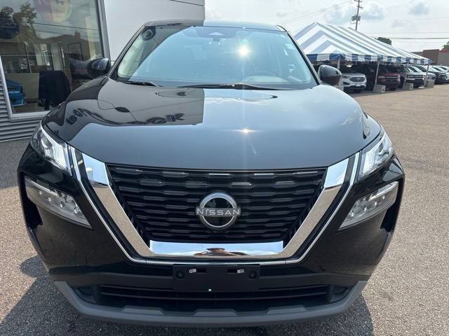 Used 2023 Nissan Rogue SV AWD/4WD image 3