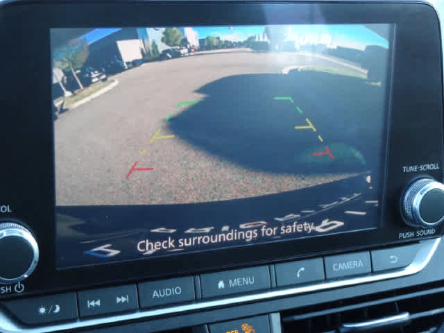 Used 2024 Nissan Altima 2.5 SV FWD image 23