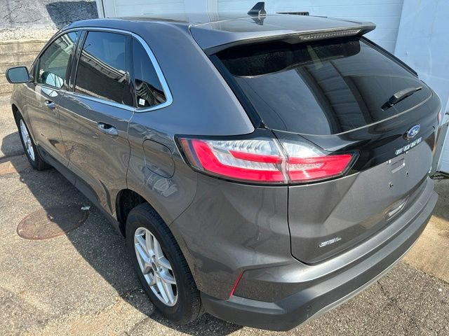 Certified 2021 Ford Edge SEL w/ Convenience Package AWD/4WD image 4