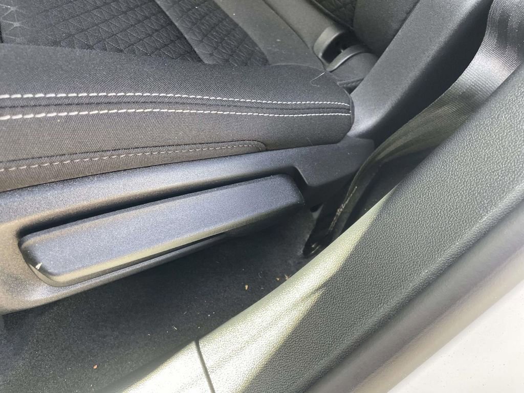 Certified 2025 Ford Escape Active image 23