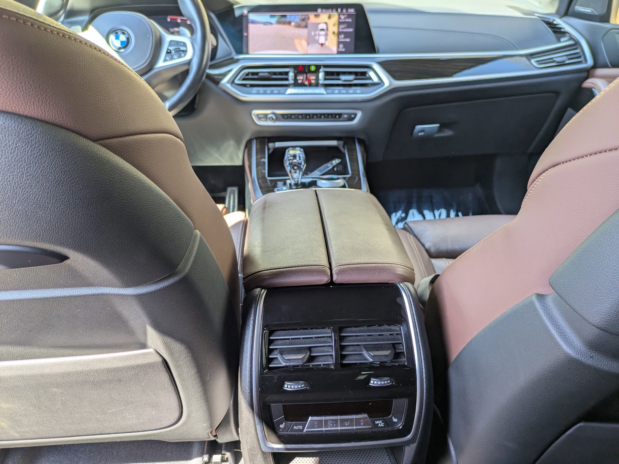 Used 2021 BMW X7 M50i w/ Executive Package image 31