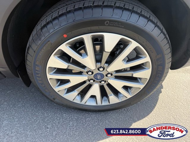 Certified 2020 Ford Escape Titanium w/ Titanium Premium Package 2.0 AWD/4WD image 22
