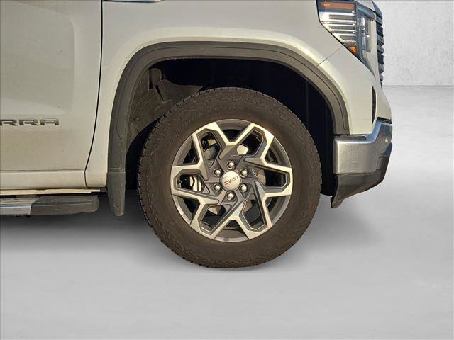 Used 2026 GMC Sierra 1500 SLT AWD/4WD image 21