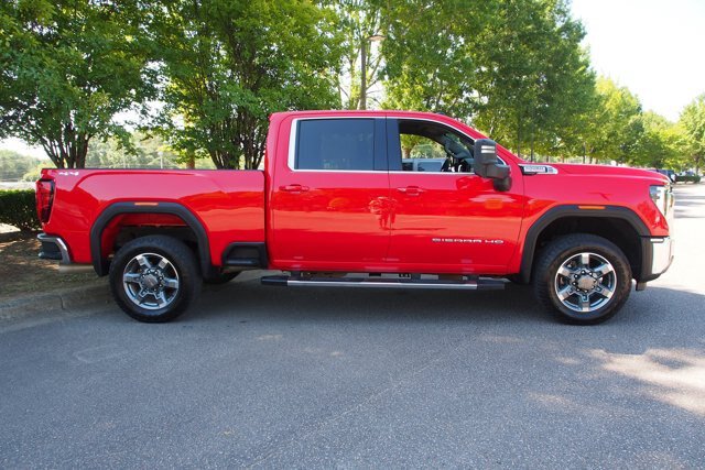 Used 2025 GMC Sierra 2500 SLE w/ Preferred Package AWD/4WD image 9