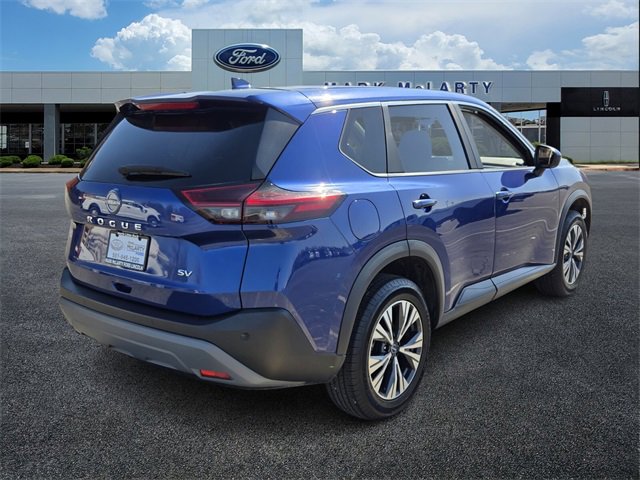 Used 2023 Nissan Rogue SV image 5