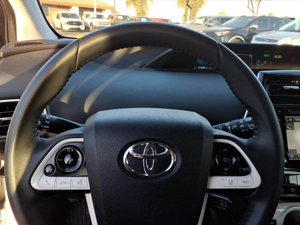 Used 2017 Toyota Prius Three image 18
