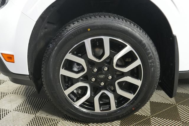 Certified 2024 Ford Maverick Lariat image 11