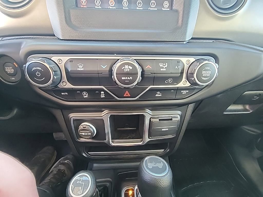 Used 2022 Jeep Wrangler Sport image 16