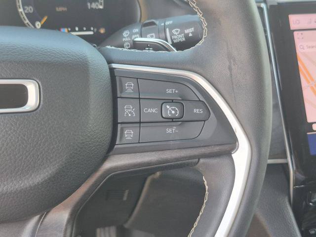 Used 2023 Jeep Grand Cherokee Limited w/ Trailer Tow Prep Group (B) AWD/4WD image 20