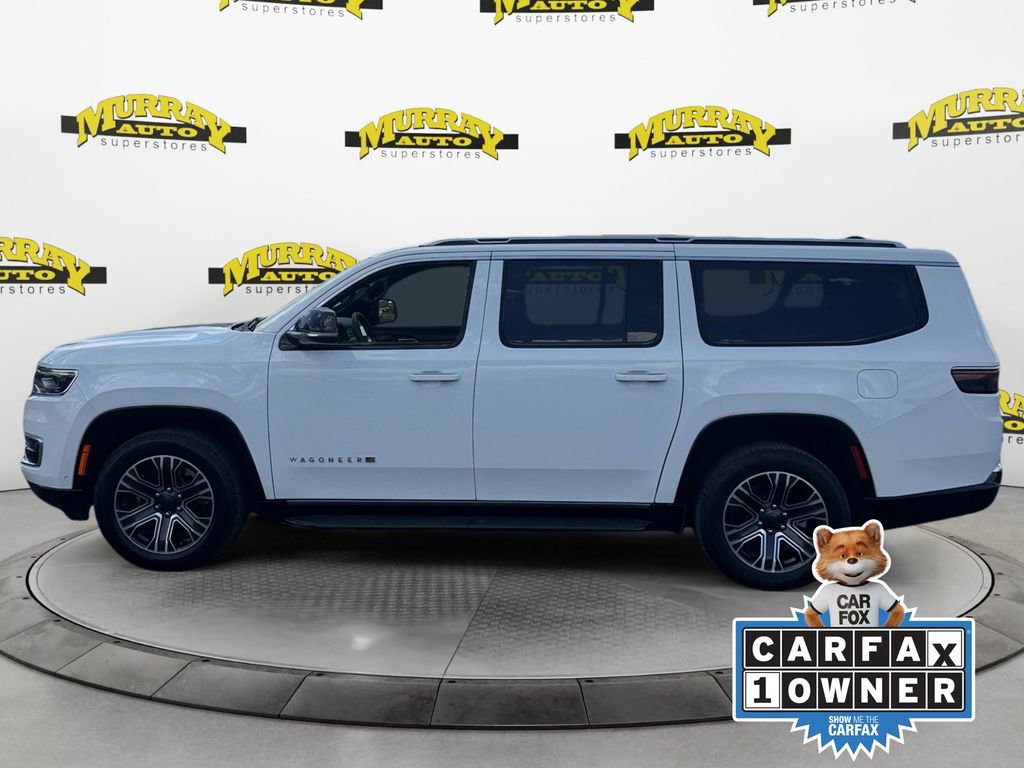 Used 2024 Jeep Wagoneer L Series II w/ Flexible Seating Group RWD image 2