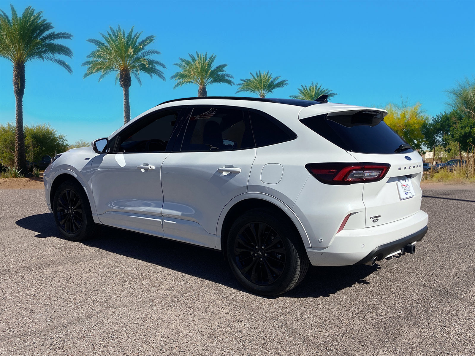 Certified 2024 Ford Escape ST-Line Elite w/ Premium Technology Package AWD/4WD image 3