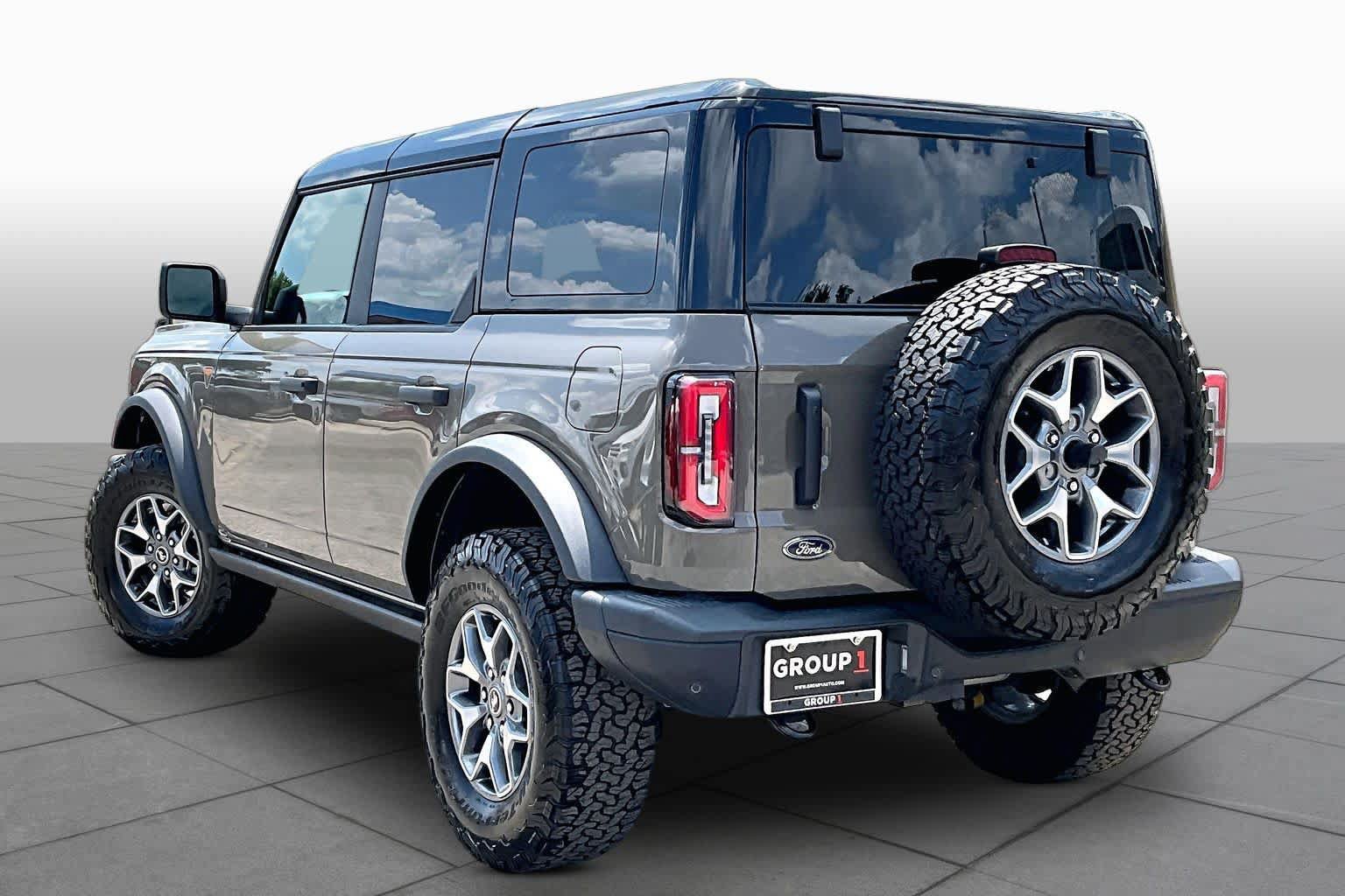 Certified 2025 Ford Bronco Badlands AWD/4WD image 6