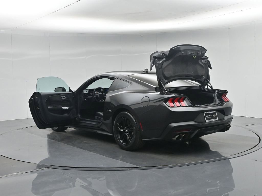 Certified 2024 Ford Mustang GT RWD image 33