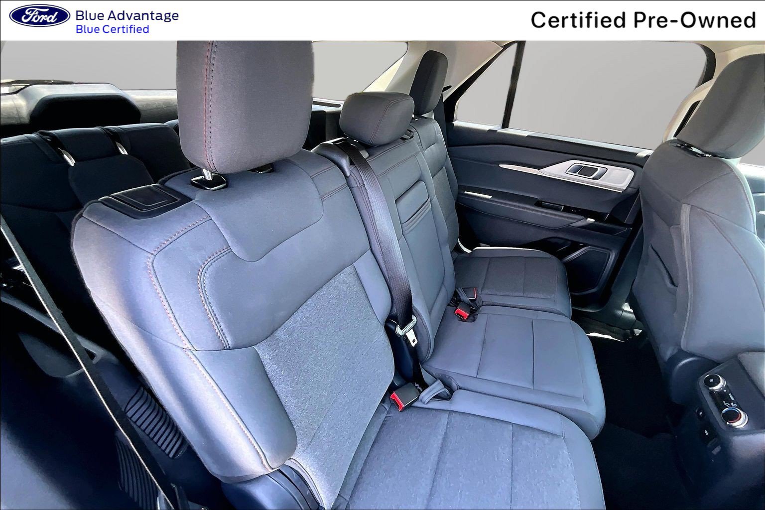 Certified 2025 Ford Explorer Active AWD/4WD image 17
