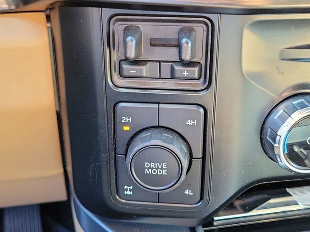 Certified 2023 Ford F250 Lariat w/ Lariat Ultimate Package image 18