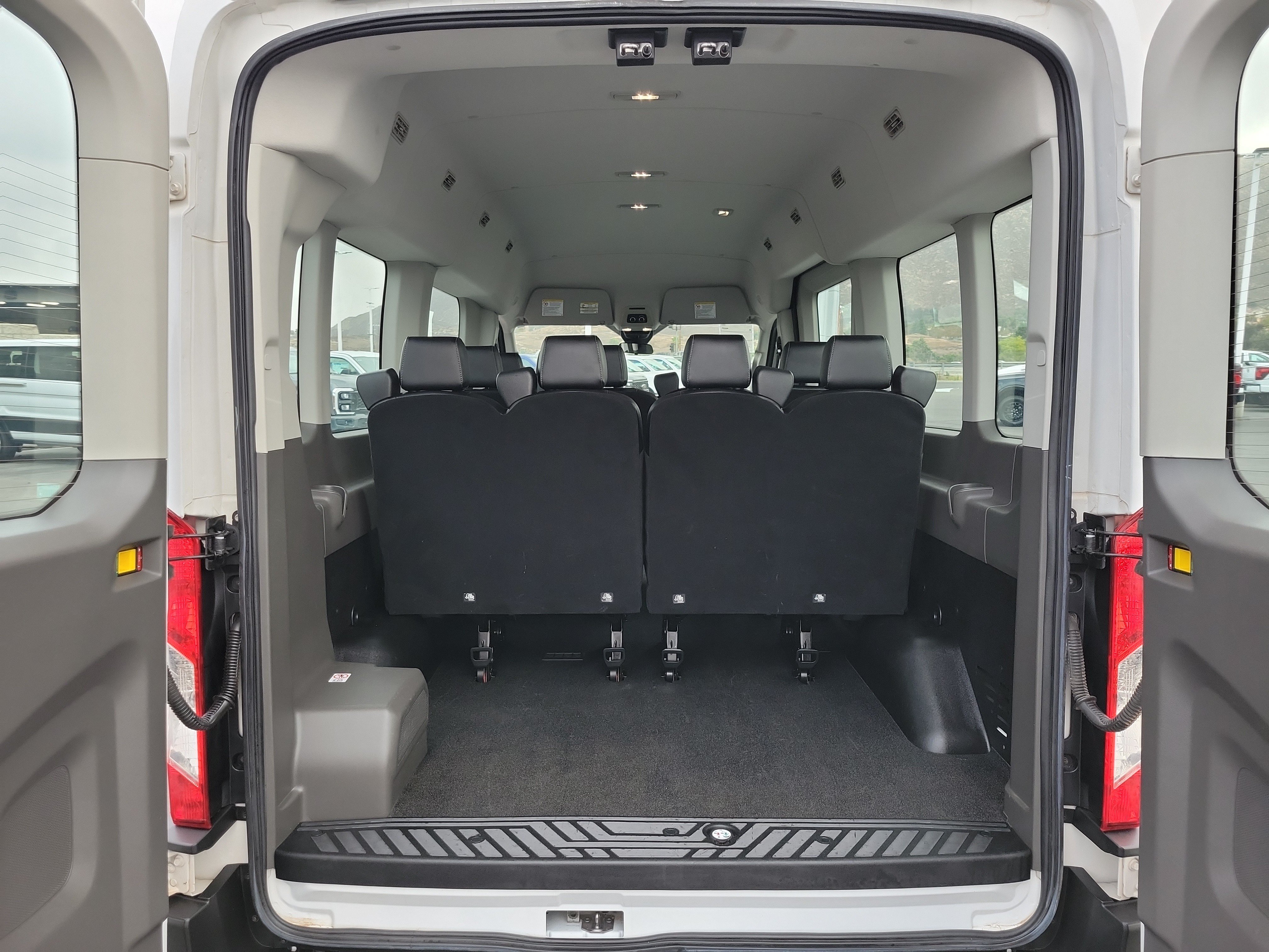 Certified 2022 Ford Transit 350 XL RWD image 12