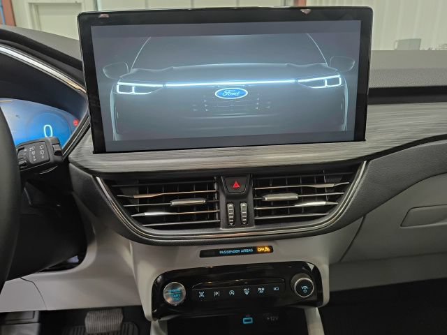 Certified 2023 Ford Escape Platinum AWD/4WD image 25