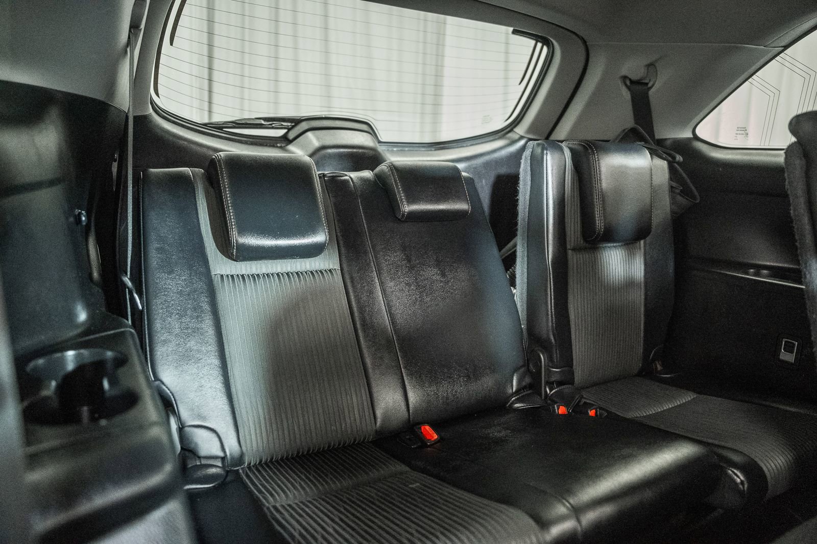 Used 2017 Toyota Highlander Plus w/ Protection Package #3 AWD/4WD image 39