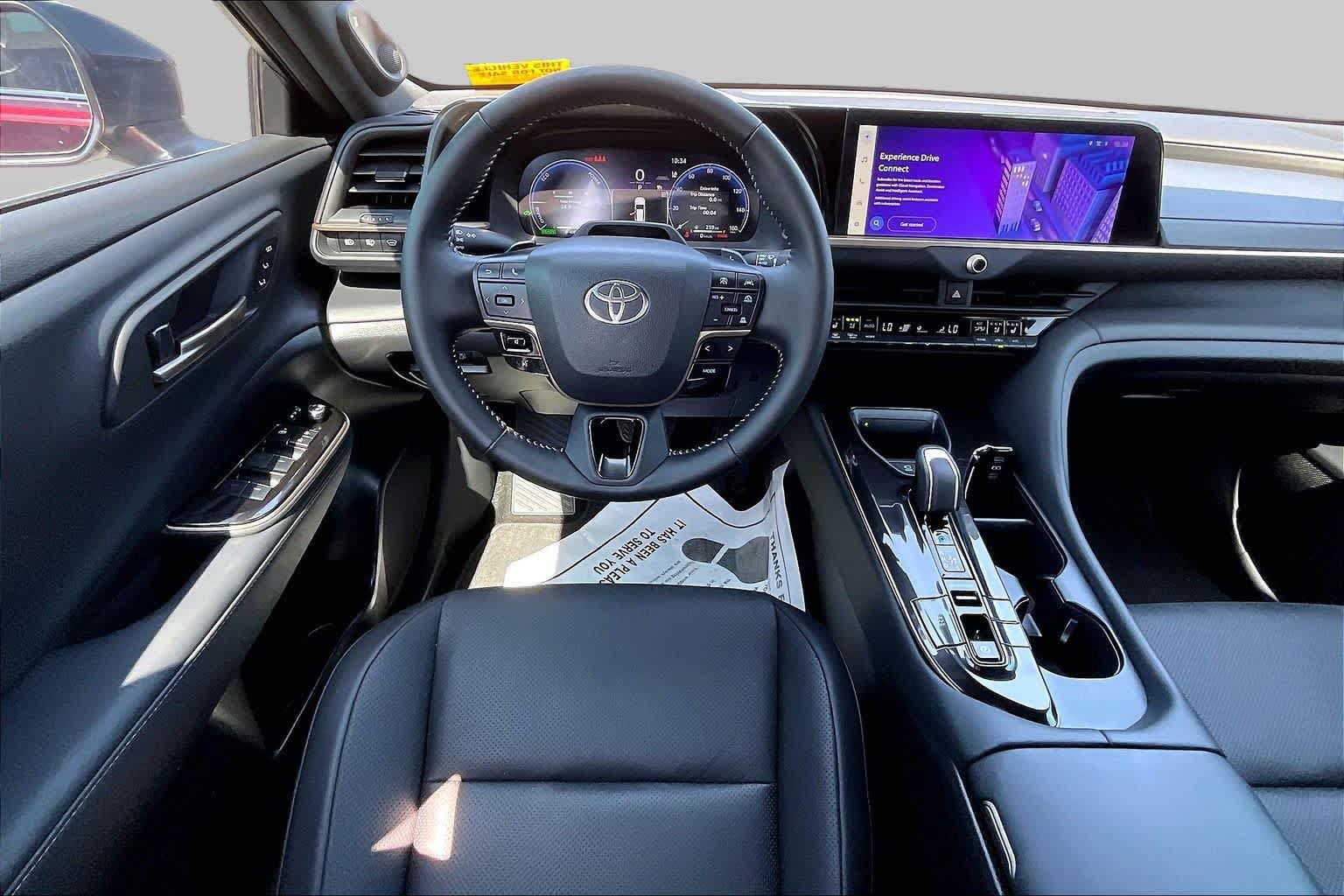 Used 2025 Toyota Crown Signia w/ Advanced Technology Package AWD/4WD image 6