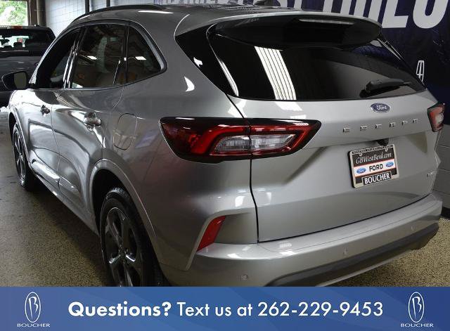Certified 2024 Ford Escape ST-Line w/ Tech Pack #1 AWD/4WD image 4