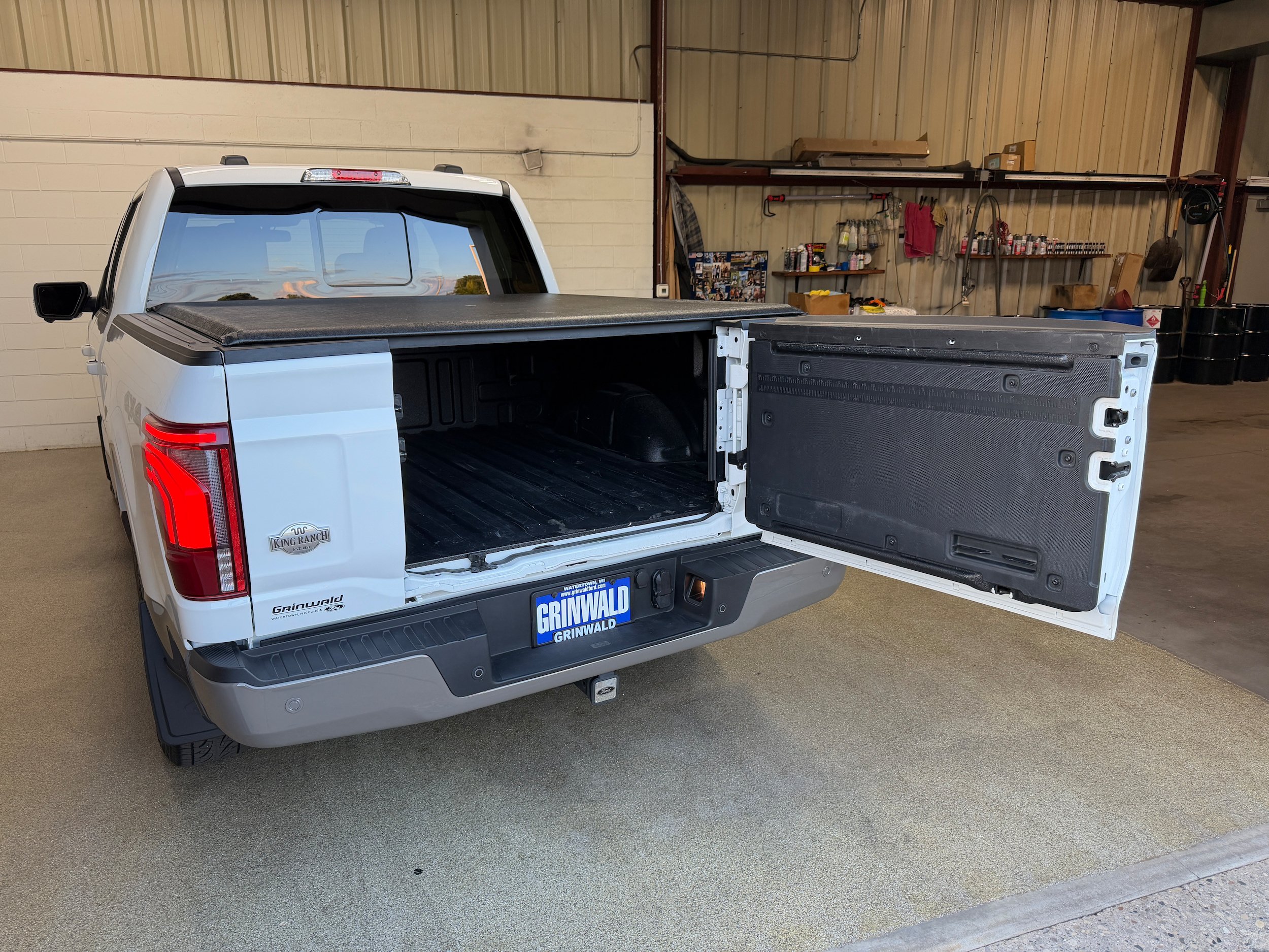 Certified 2025 Ford F150 King Ranch AWD/4WD image 38