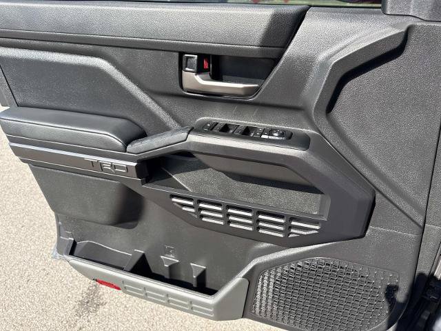 Used 2024 Toyota Tacoma TRD Sport AWD/4WD image 14