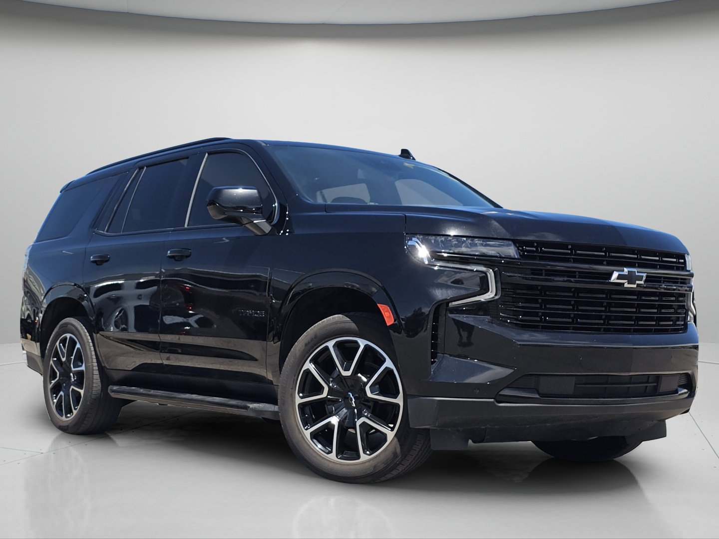 Used 2023 Chevrolet Tahoe RST AWD/4WD image 1