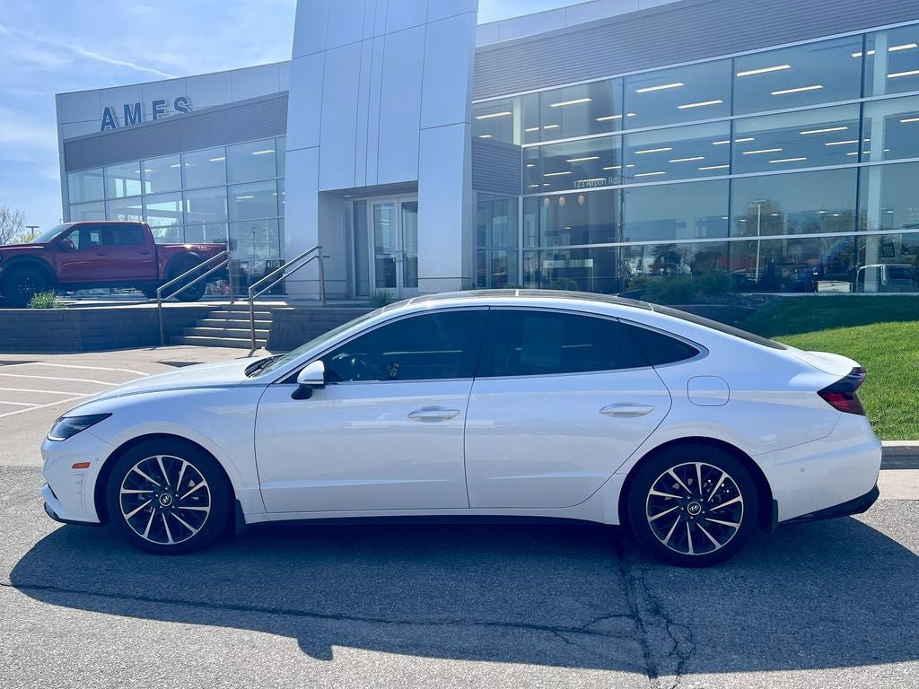 Used 2022 Hyundai Sonata Limited FWD image 3