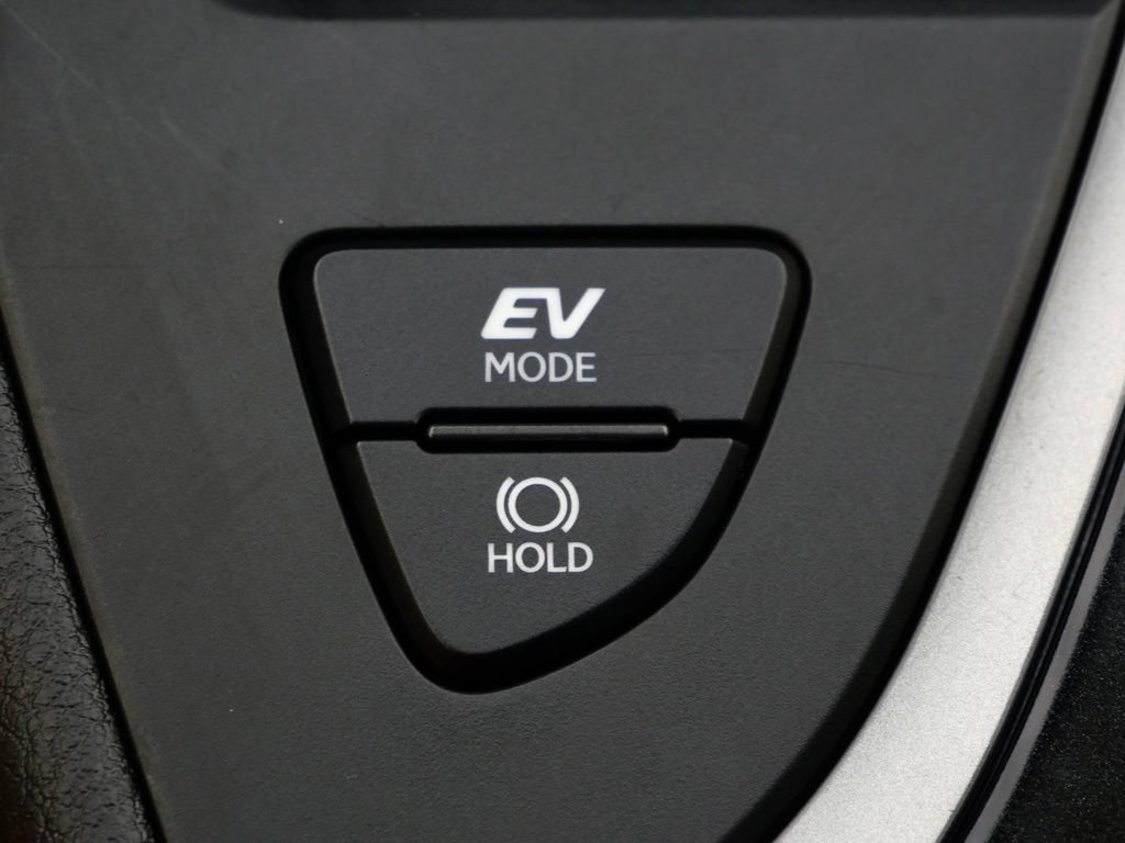 Used 2023 Lexus UX 250h F Sport FWD image 33