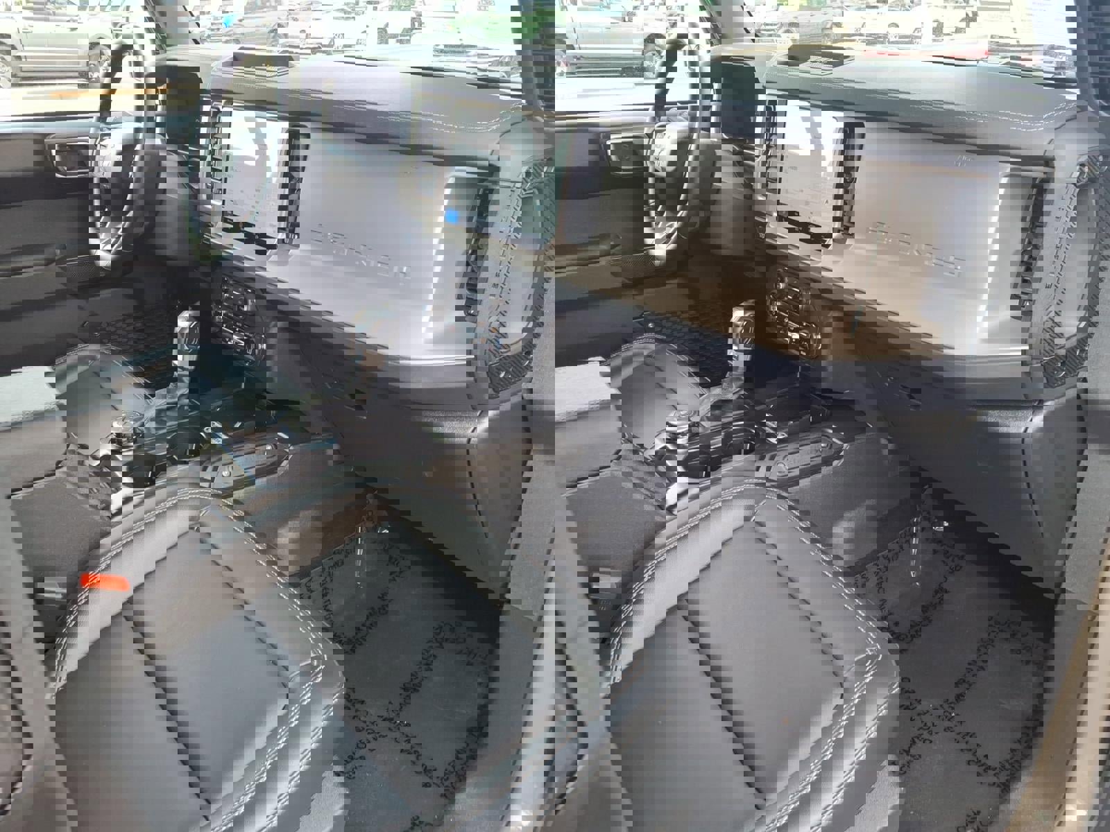 Certified 2025 Ford Bronco Outer Banks image 10