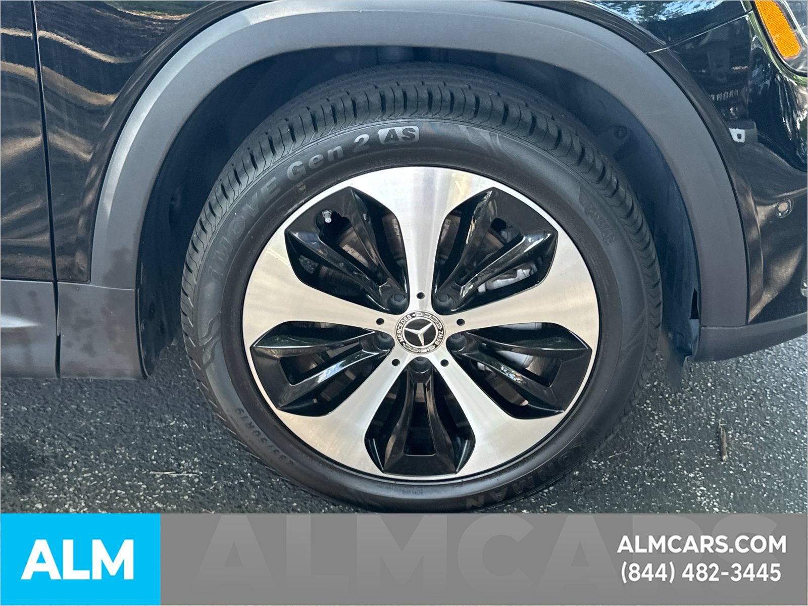 Used 2025 Mercedes-Benz GLB 250 image 14