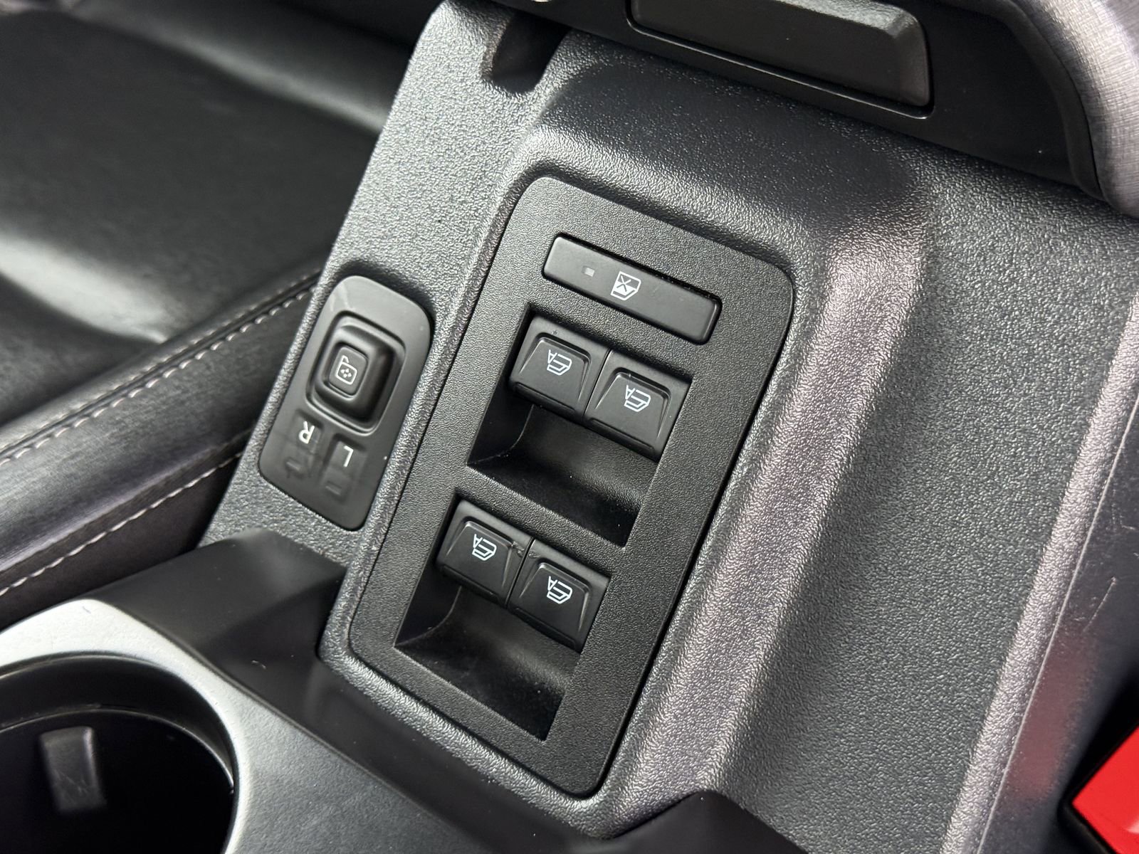 Certified 2025 Ford Bronco Badlands AWD/4WD image 17