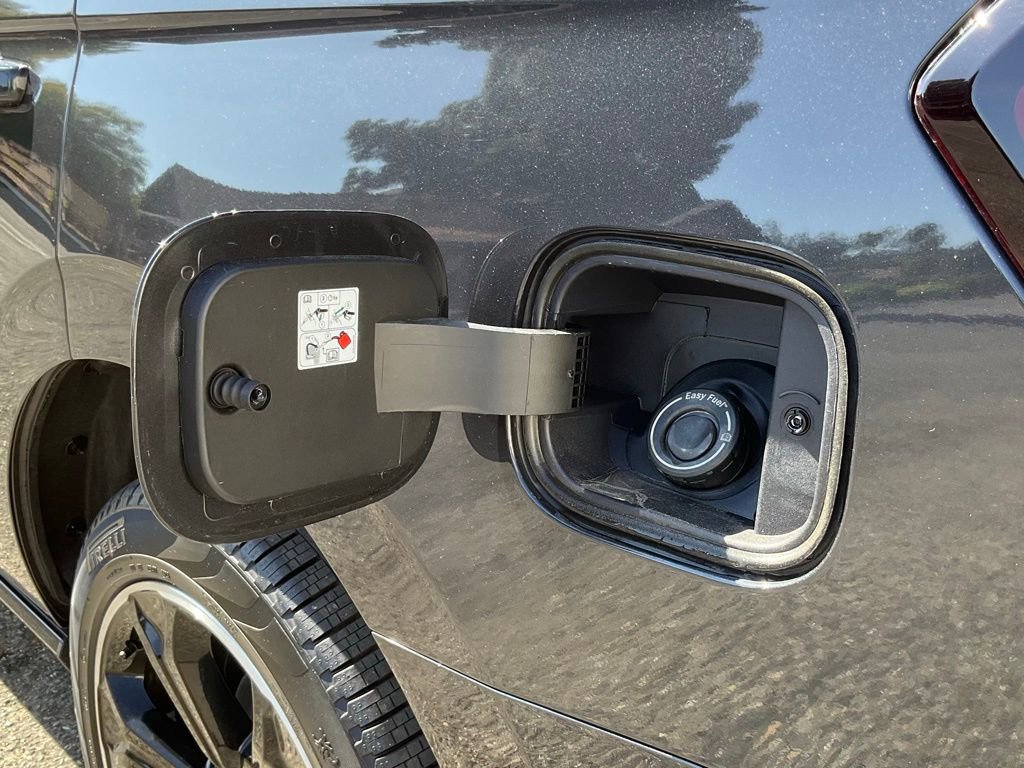 Certified 2024 Ford Expedition Limited image 25