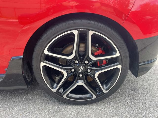 Used 2022 Hyundai Veloster N FWD image 14
