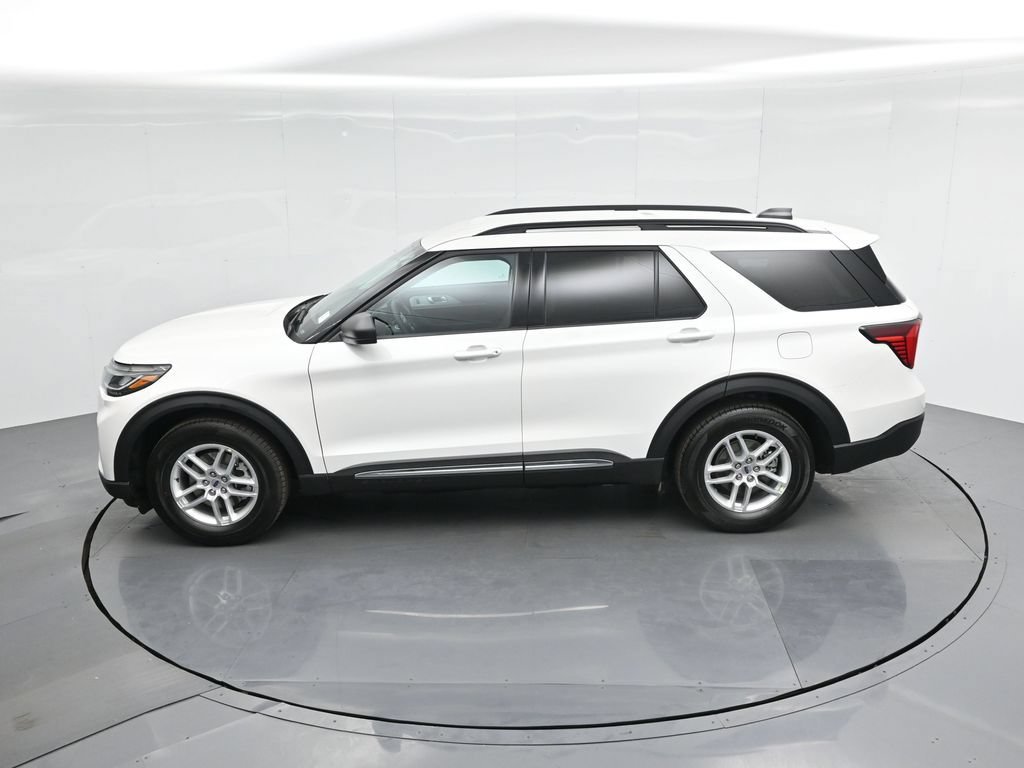 Certified 2025 Ford Explorer Active RWD image 43