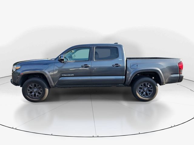 Used 2022 Toyota Tacoma SR5 w/ Technology Package RWD image 6