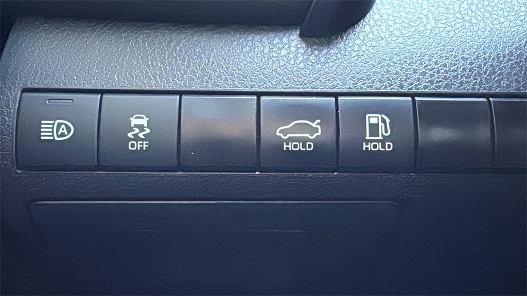 Used 2023 Toyota Camry SE image 17