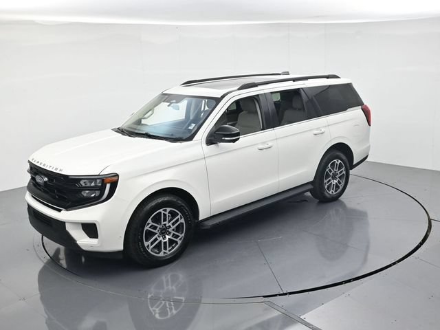 Certified 2025 Ford Expedition Active AWD/4WD image 47