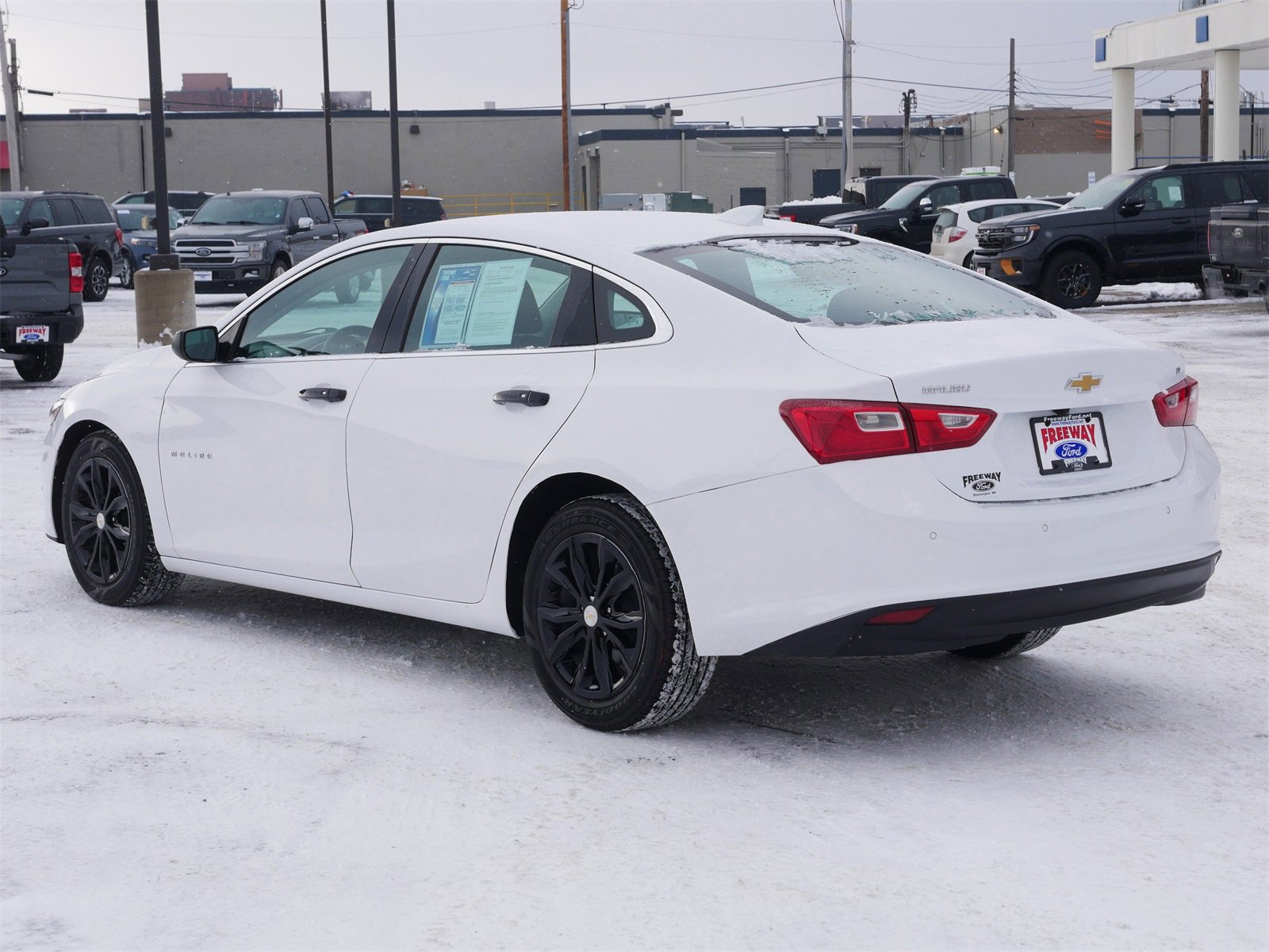 Used 2025 Chevrolet Malibu LT image 5