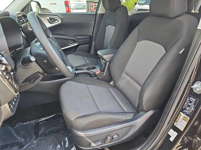 Used 2024 Kia Soul S FWD image 15